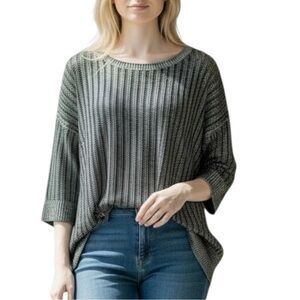 Club Monaco metallic open knit boxy baggy sweater size XS like new condition